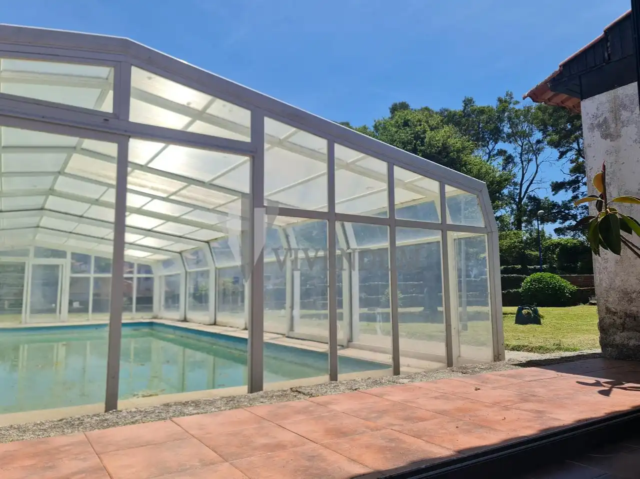 Piscina de Residencial en venda en Vigo 