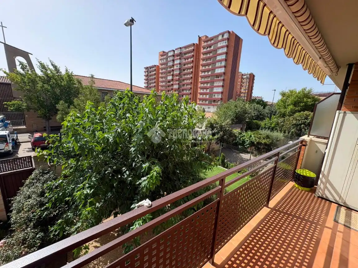 Terraza de Casa adosada en venta en Zaragoza con Terraza