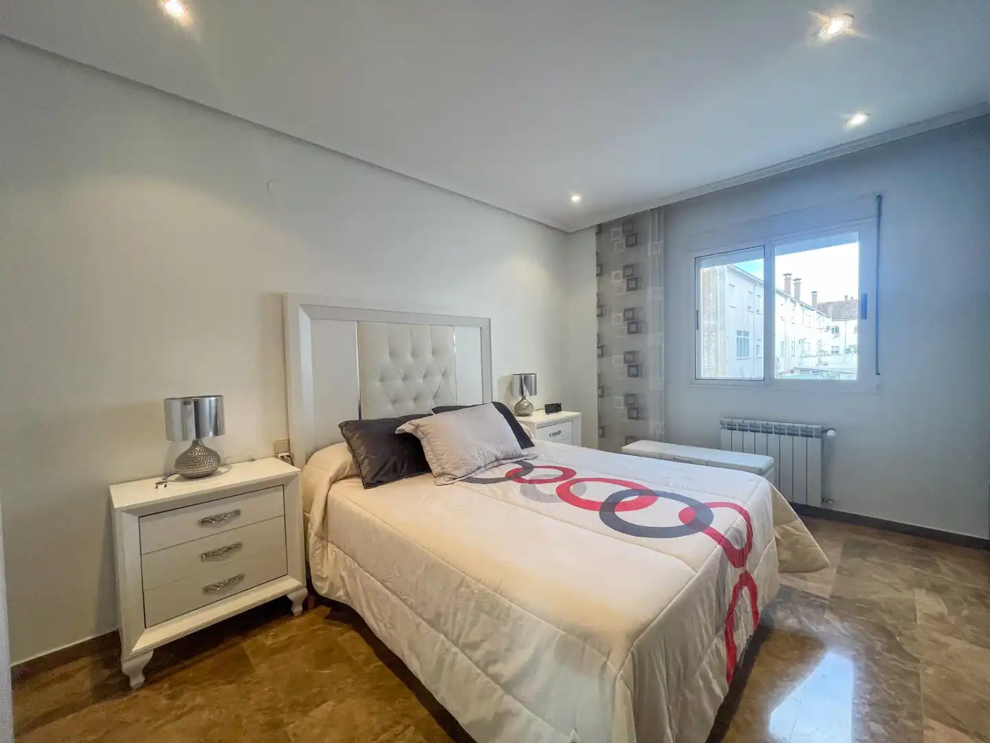 Flat for rent in Plaza JUAN GRANDIA, Requena