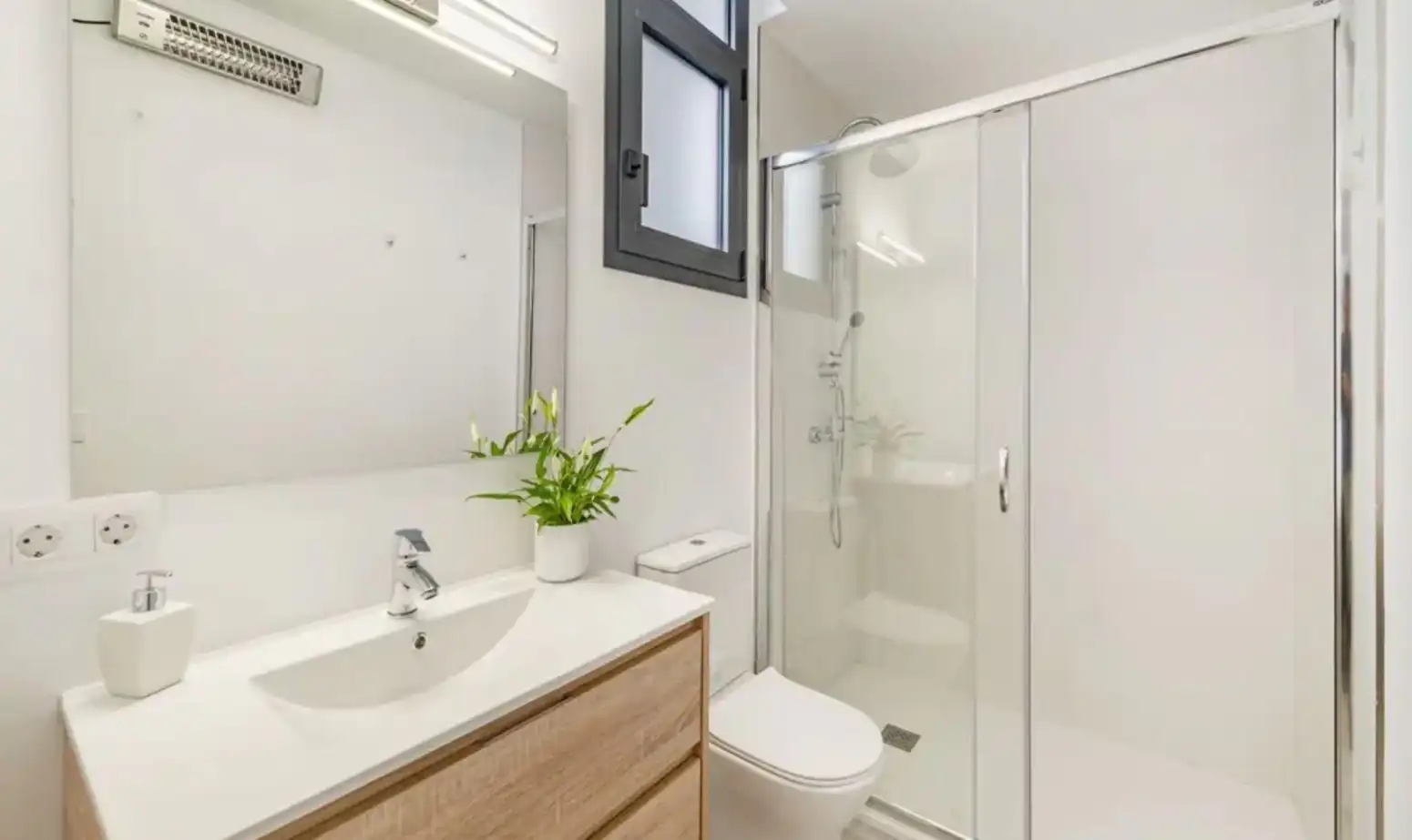 Casa aparellada amb terrassa en venda a Santa Margalida - Carrer de la Salle, imagen 17