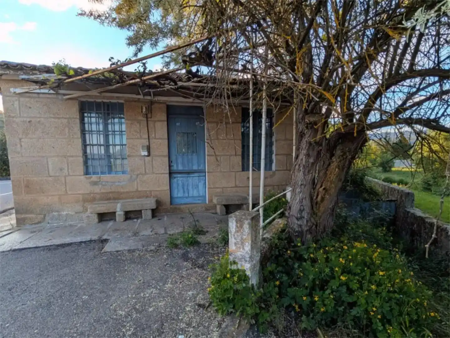 Exterior view of Flat for sale in Monterrei  with Private garden and Balcony