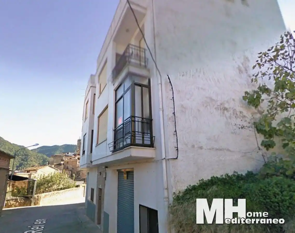 Vista exterior de Piso en venta en Eslida