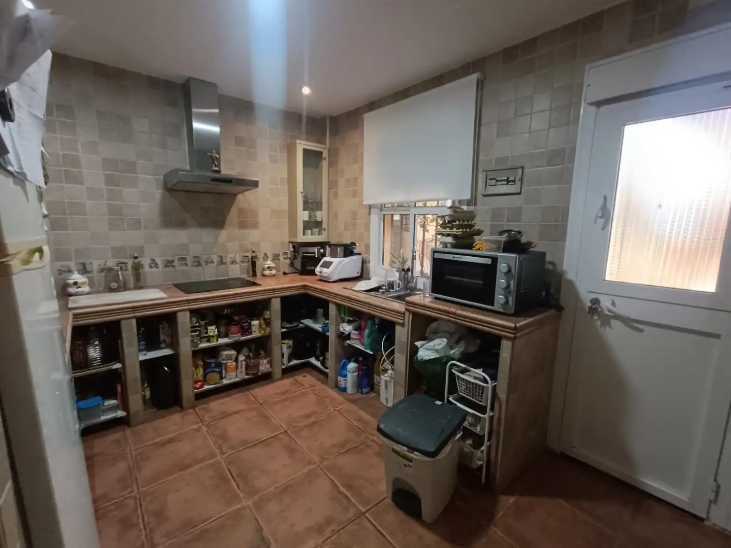 Cocina de Casa o chalet en venta en Pilas con Jardín privado y Piscina