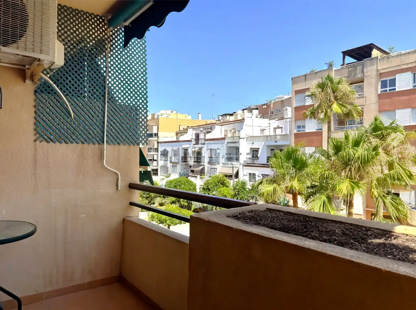Flat with terrace for sale in Calle Almirante Carranza, imagen 2