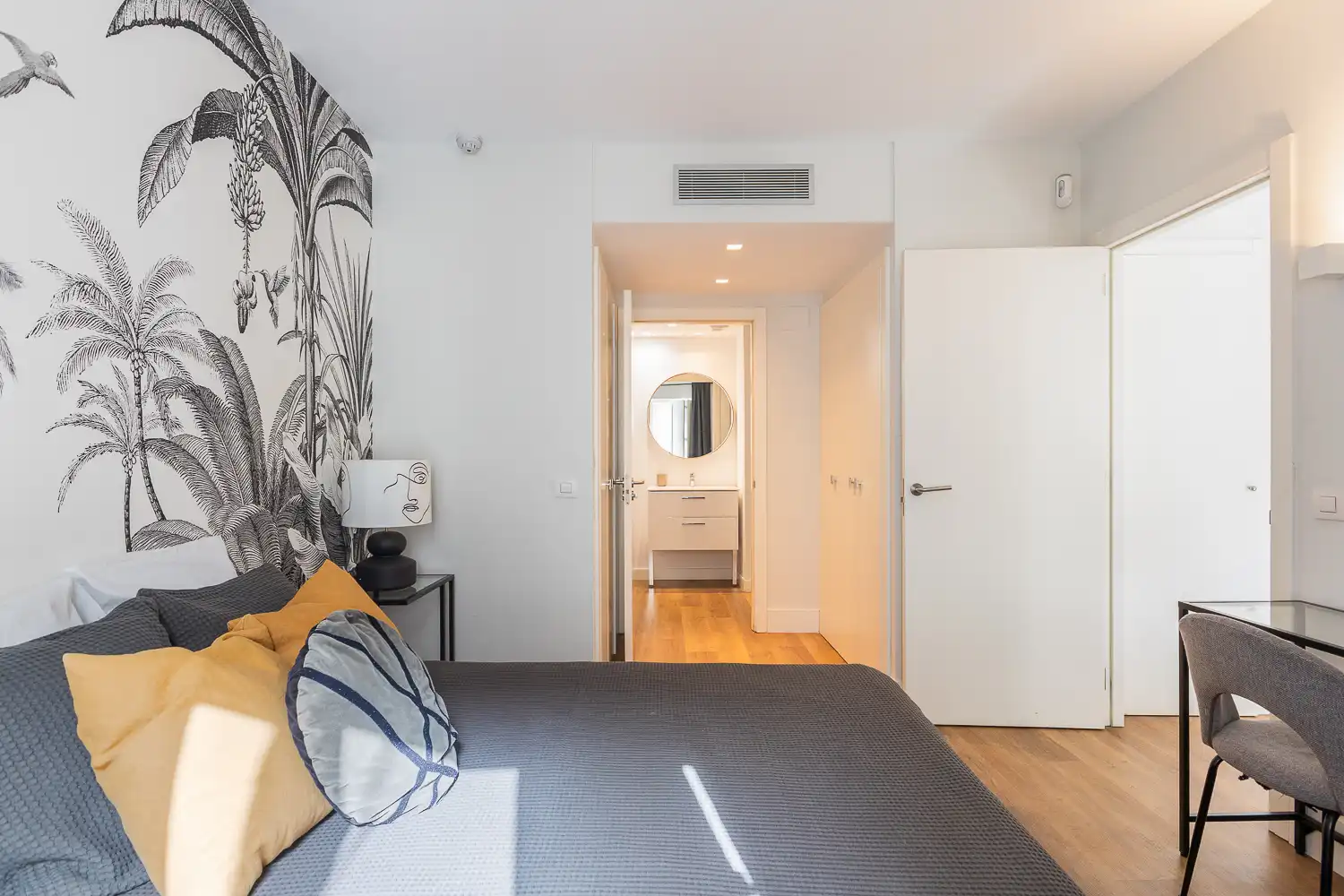Habitación de Piso de alquiler en Valencia con Aire acondicionado, Calefacción y Jardín privado