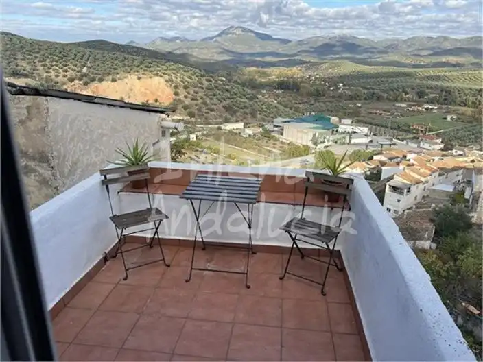 Adossat en venda a Castillo de Locubín