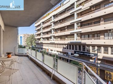 Piso con balcón en venta en Calle Recogidas