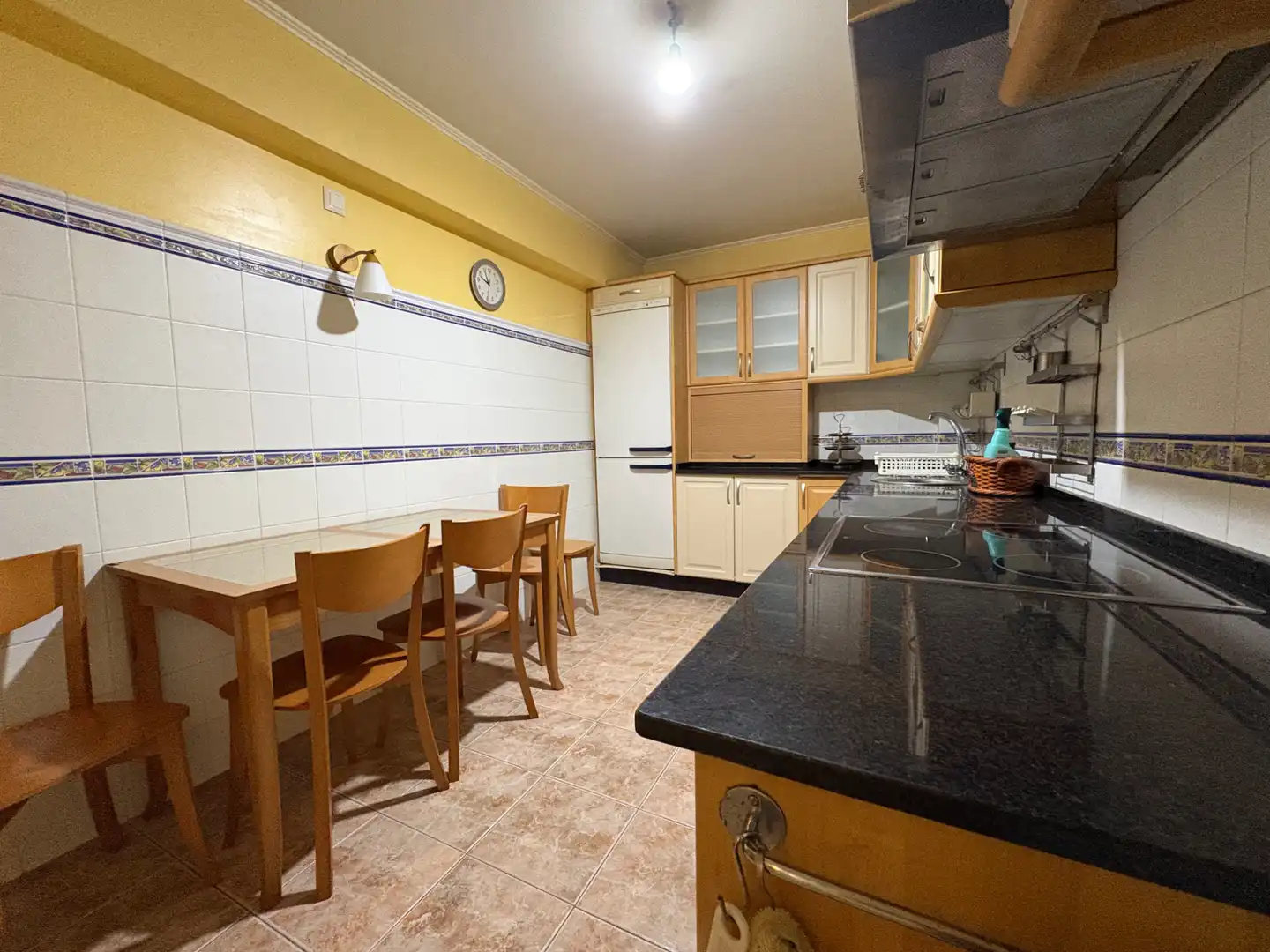 Cocina de Piso en venta en Ferrol con Amueblado y Balcón
