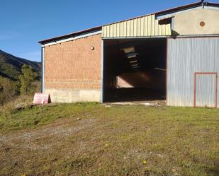 Vista exterior de Nau industrial en venda en Valdepiélago