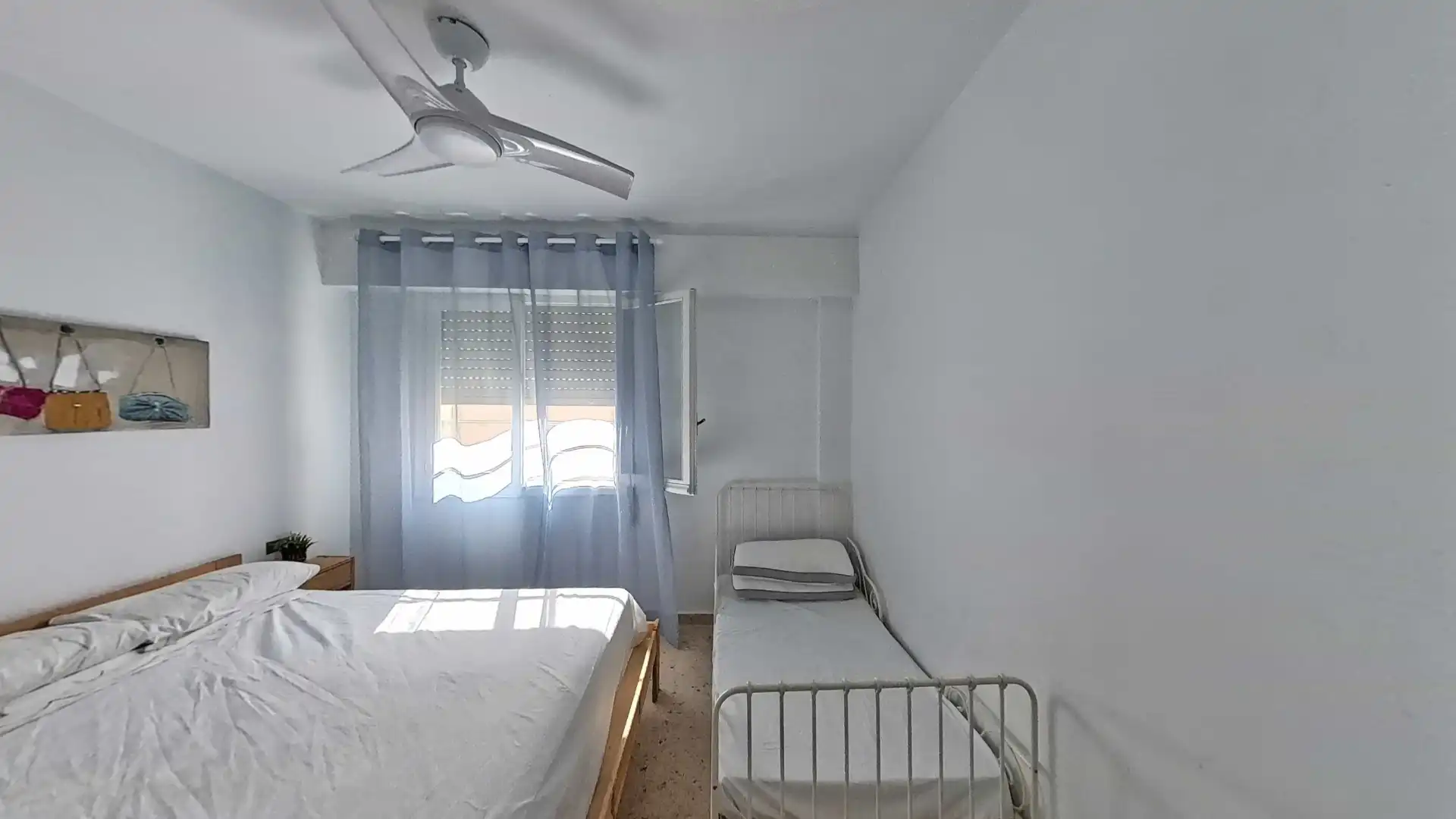 Habitación de Ático en venta en Alicante / Alacant con Aire acondicionado, Terraza y Horno