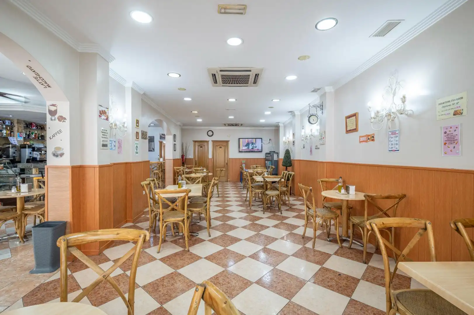 Business premises for sale in de Jueves, imagen 6
