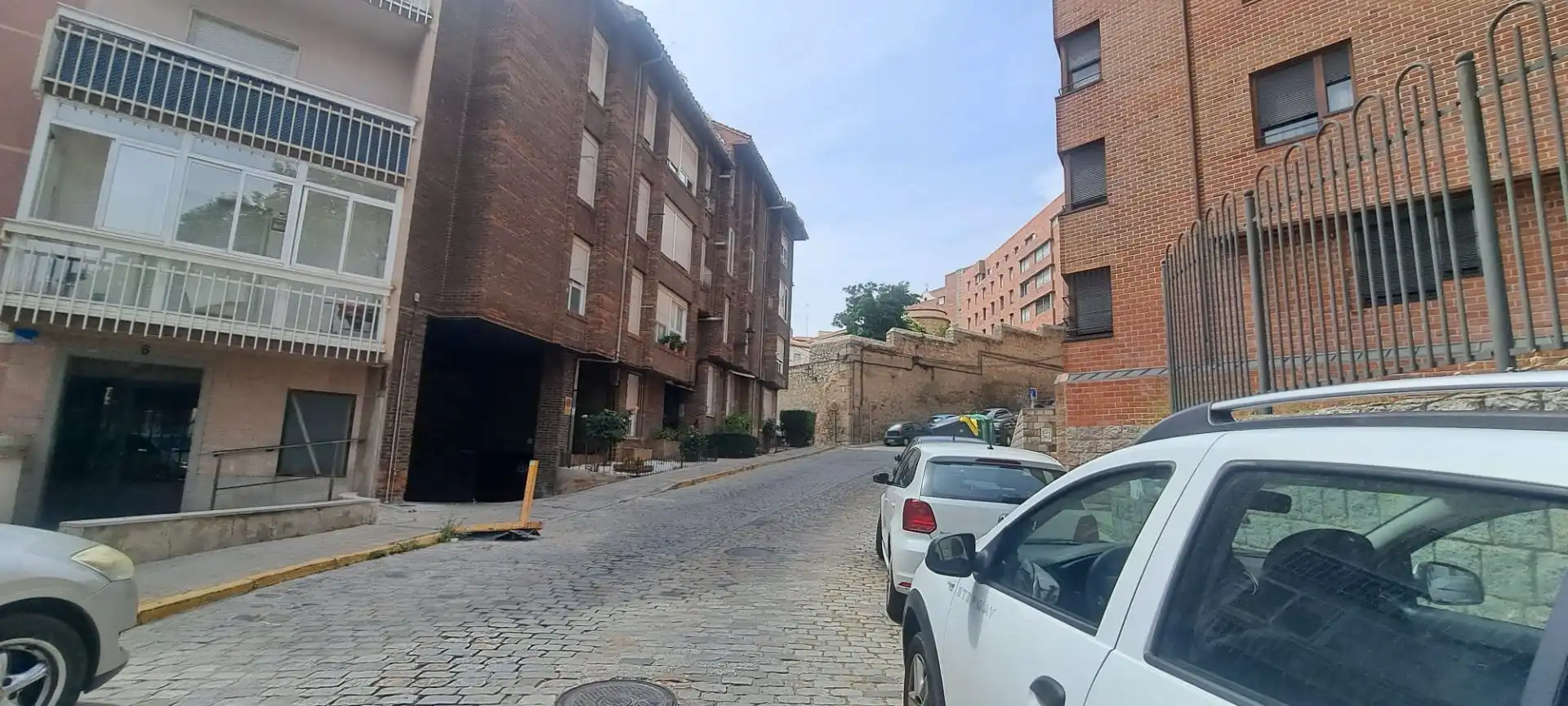 Piso de alquiler en DEAN CASTOR ROBLEDO, 8, Sur