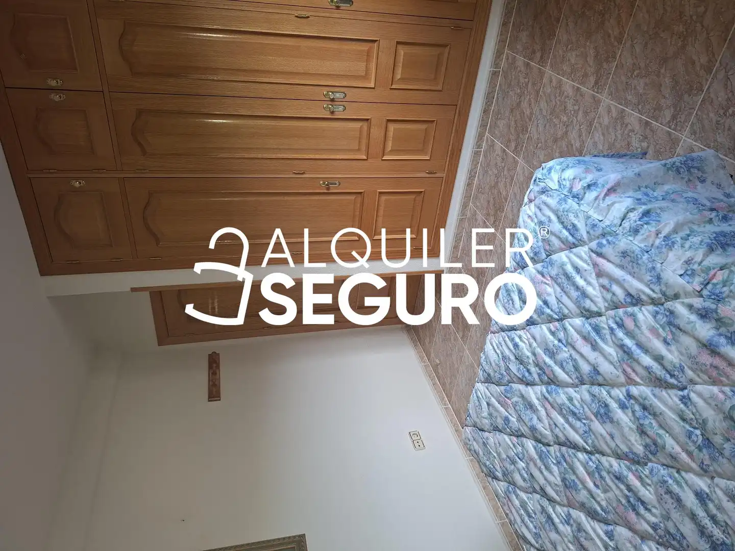 Bedroom of Flat for rent in El Berrueco  with Heating and Furnished