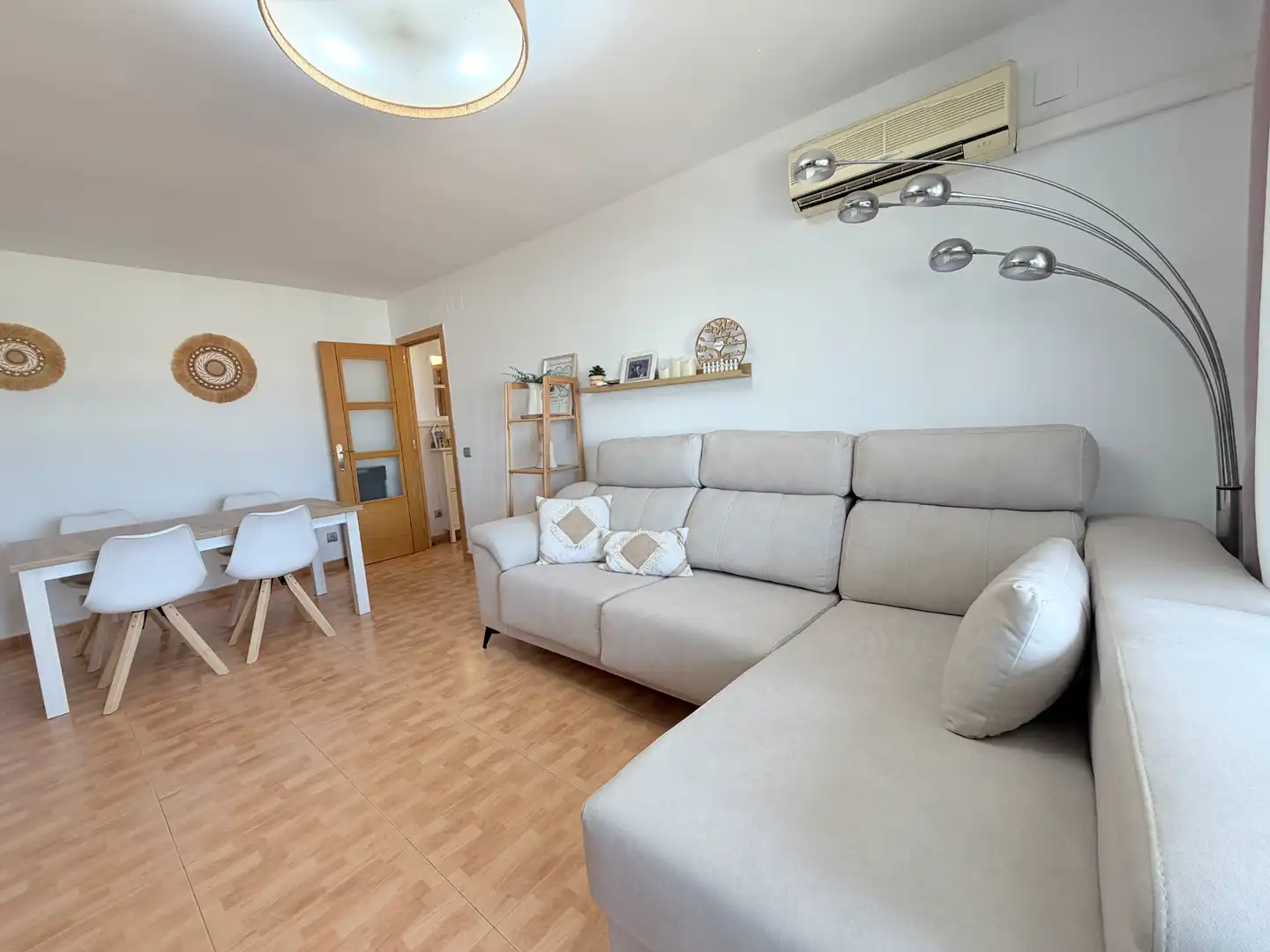 Sala de estar de Piso en venta en Camas con Aire acondicionado, Balcón y Internet