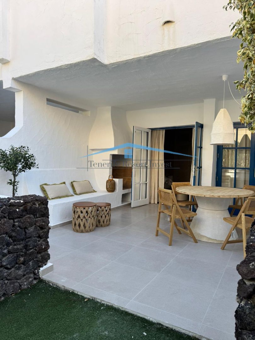 Living room of Apartment for sale in Adeje  with Private garden, Terrace and Storage room