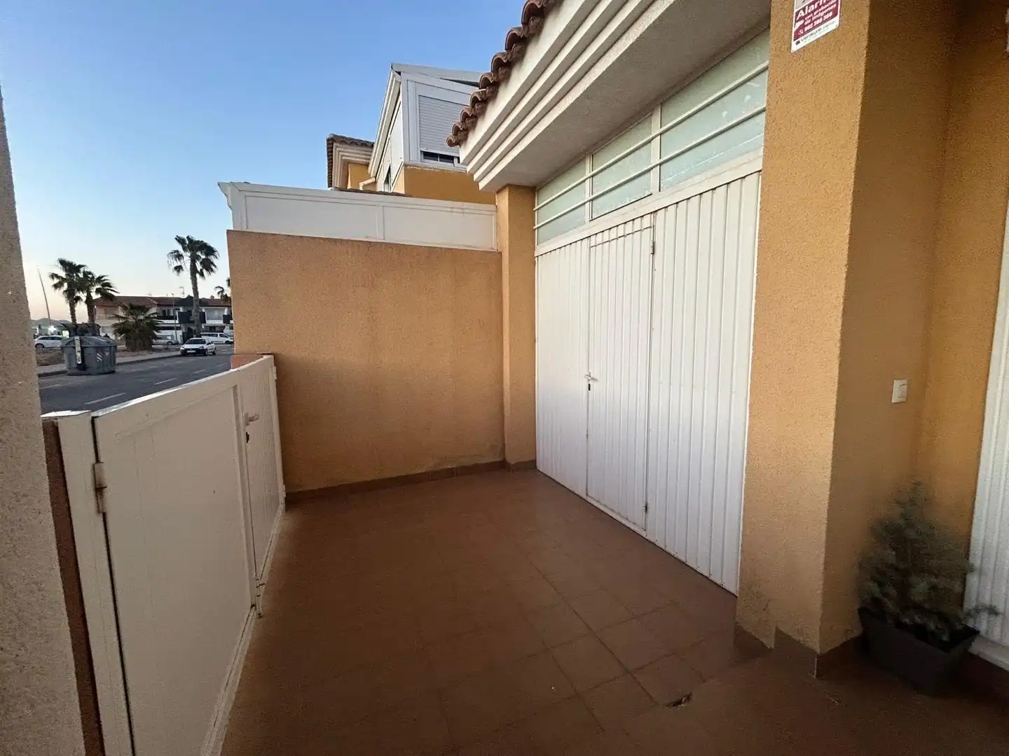 Terrassa de Casa adosada en venda en Los Alcázares amb Aire condicionat, Terrassa i Traster