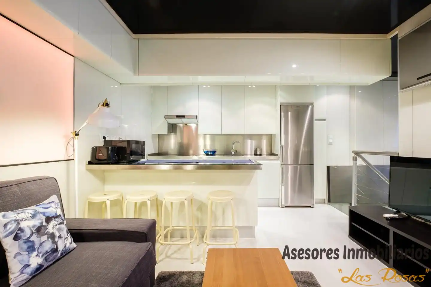 Cocina de Planta baja en venta en Madrid con Aire acondicionado y Calefacción