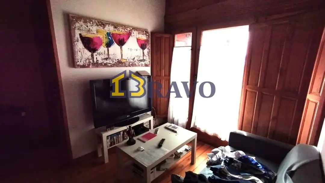 Sala de estar de Casa o chalet en venta en Merindad de Cuesta-Urria con Calefacción, Terraza y Amueblado