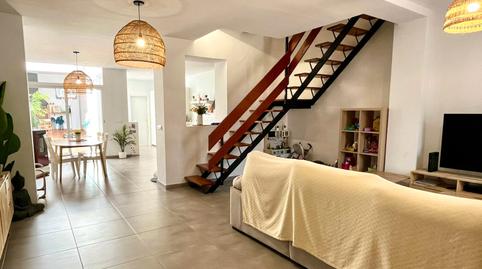 Foto 5 de Casa adosada en venda a Avinguda Poble Nou, Alginet, Valencia