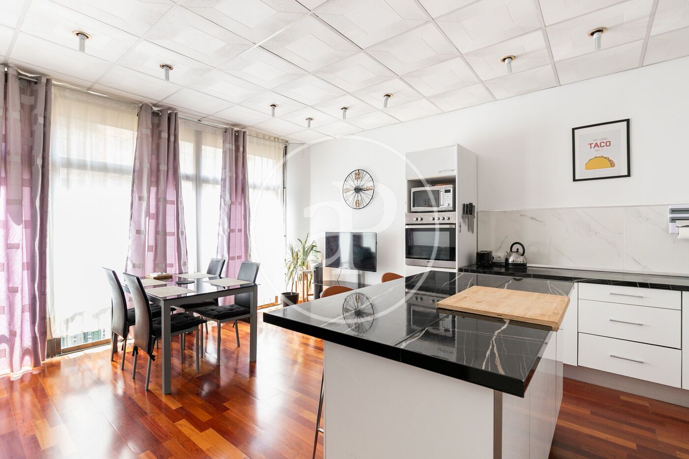 Kitchen of Flat for sale in  Barcelona Capital  with Air Conditioner, Heating and Storage room