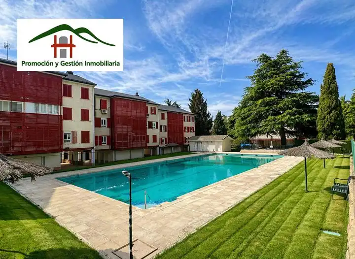 Pis en venda a Urbanización El Roquedal, 12