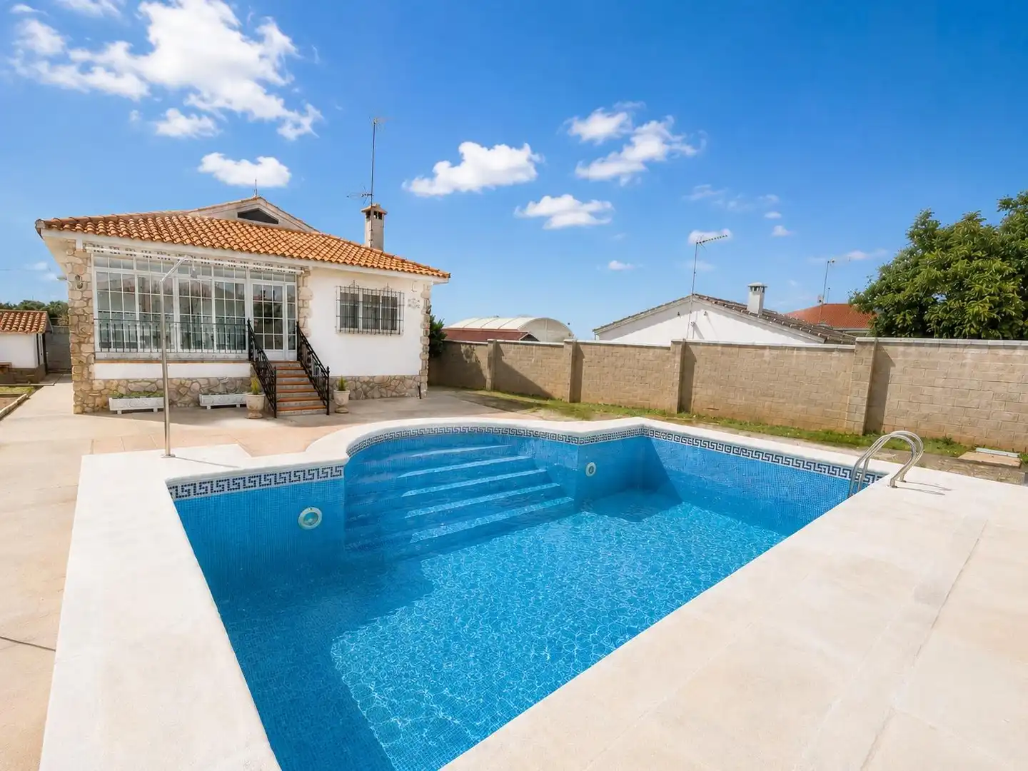 Piscina de Casa o xalet en venda en Pezuela de las Torres amb Calefacció, Jardí privat i Traster