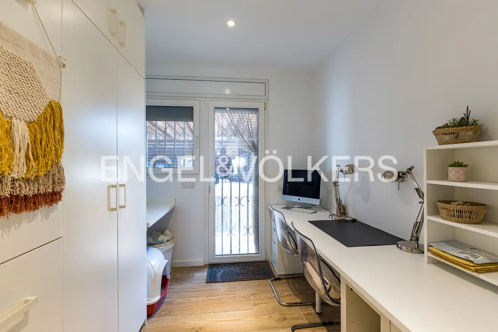 Terraza de Casa o chalet en venta en Vilanova i la Geltrú con Aire acondicionado, Calefacción y Jardín privado