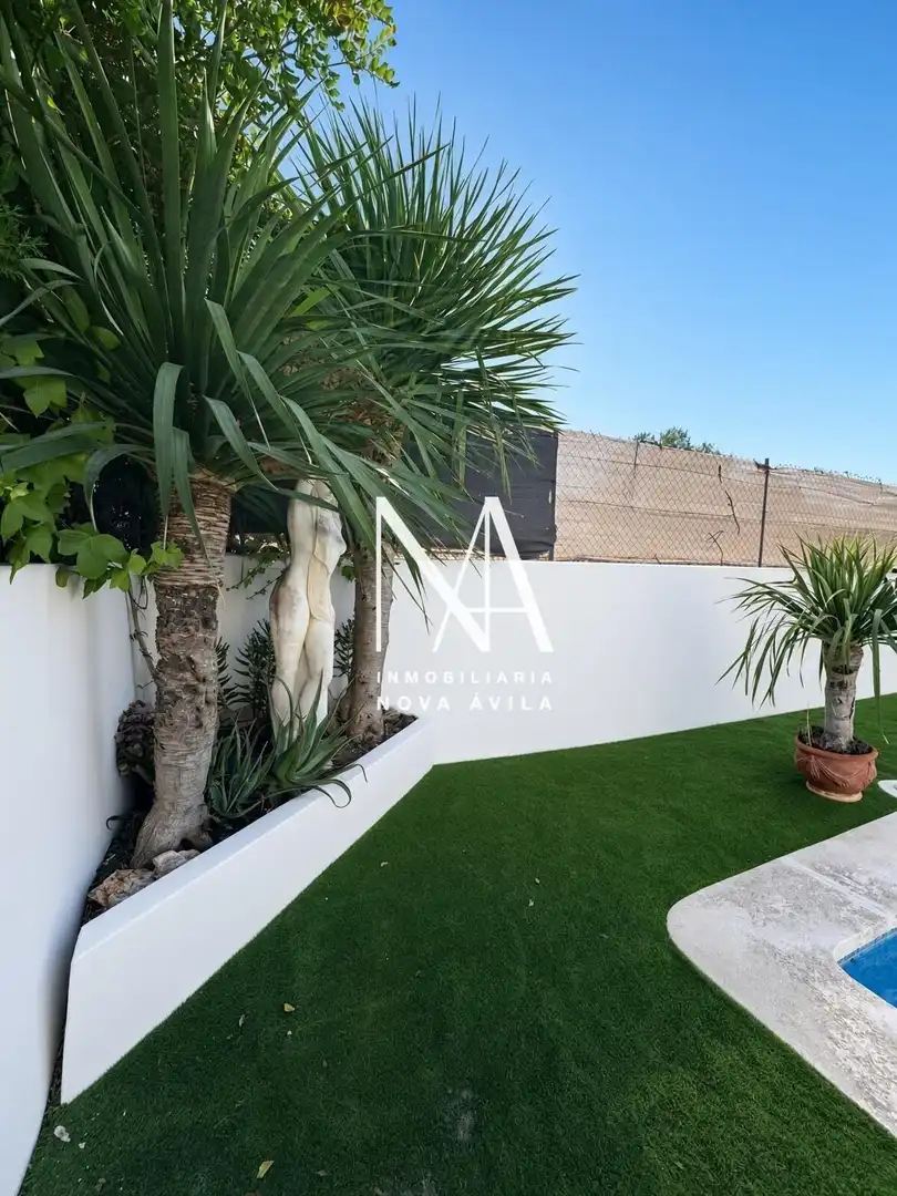 Semi-detached house with pool for sale in Ses Palmeres, imagen 14