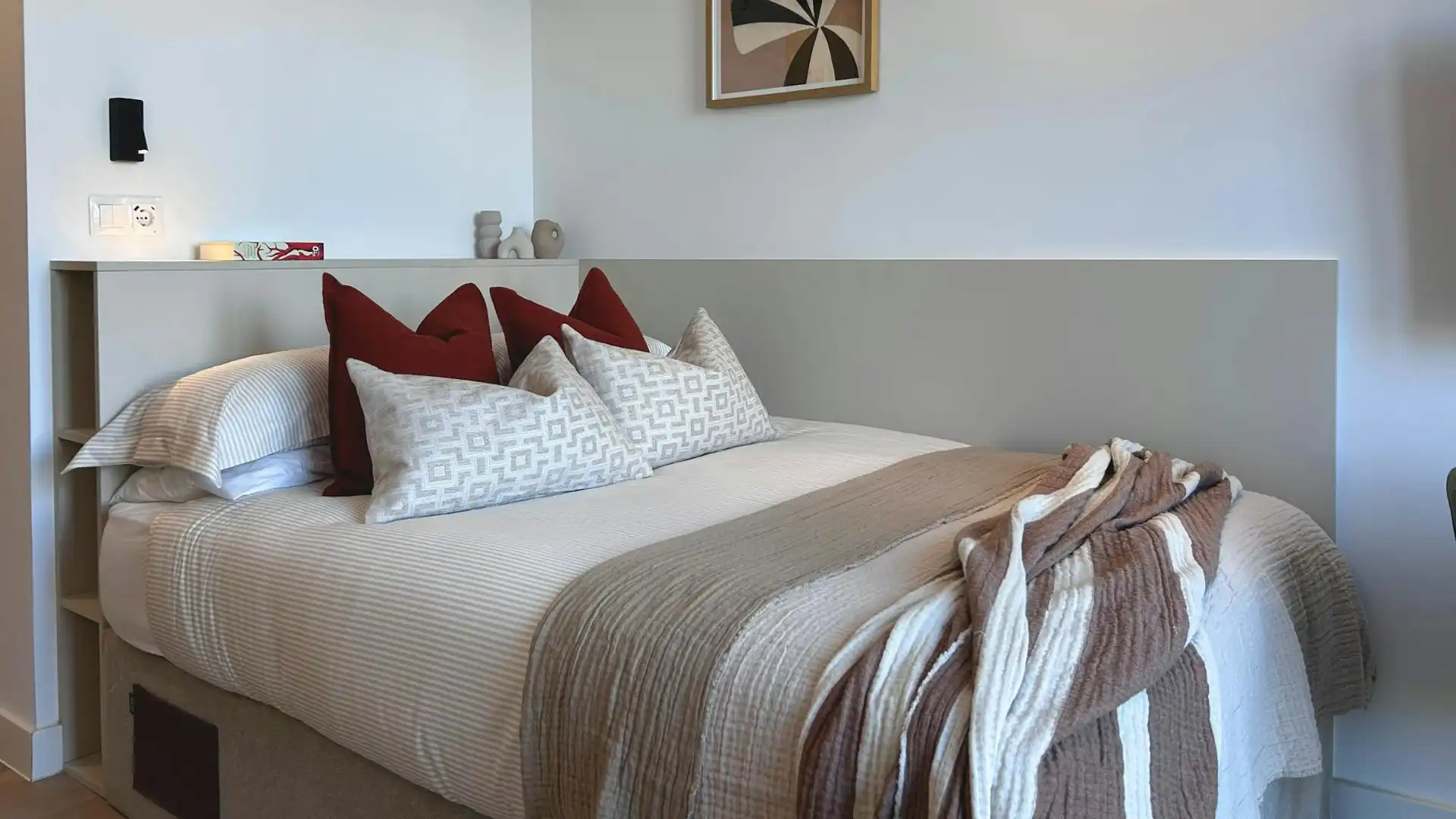 Schlafzimmer von Gebäude zur Miete in Madrid