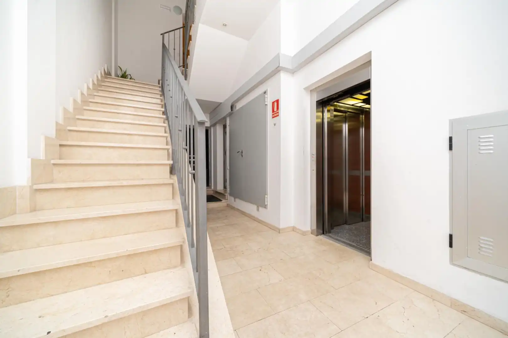 Immobles singulars amb ascensor en venda a Centre, imagen 16