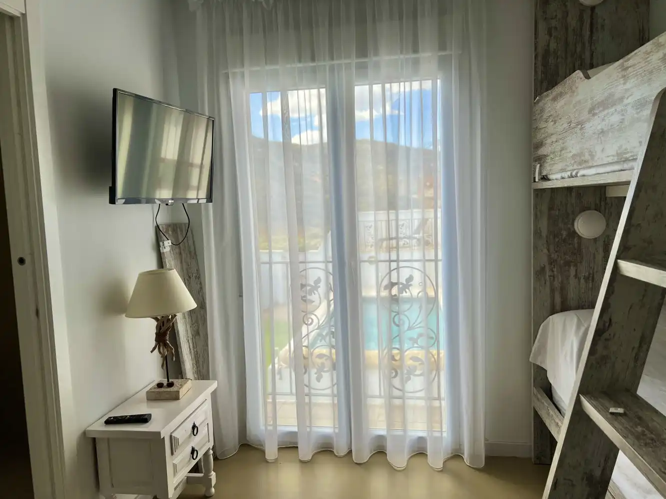 Houses for sale in Calle Padre Arnaiz, 1, Alfarnatejo