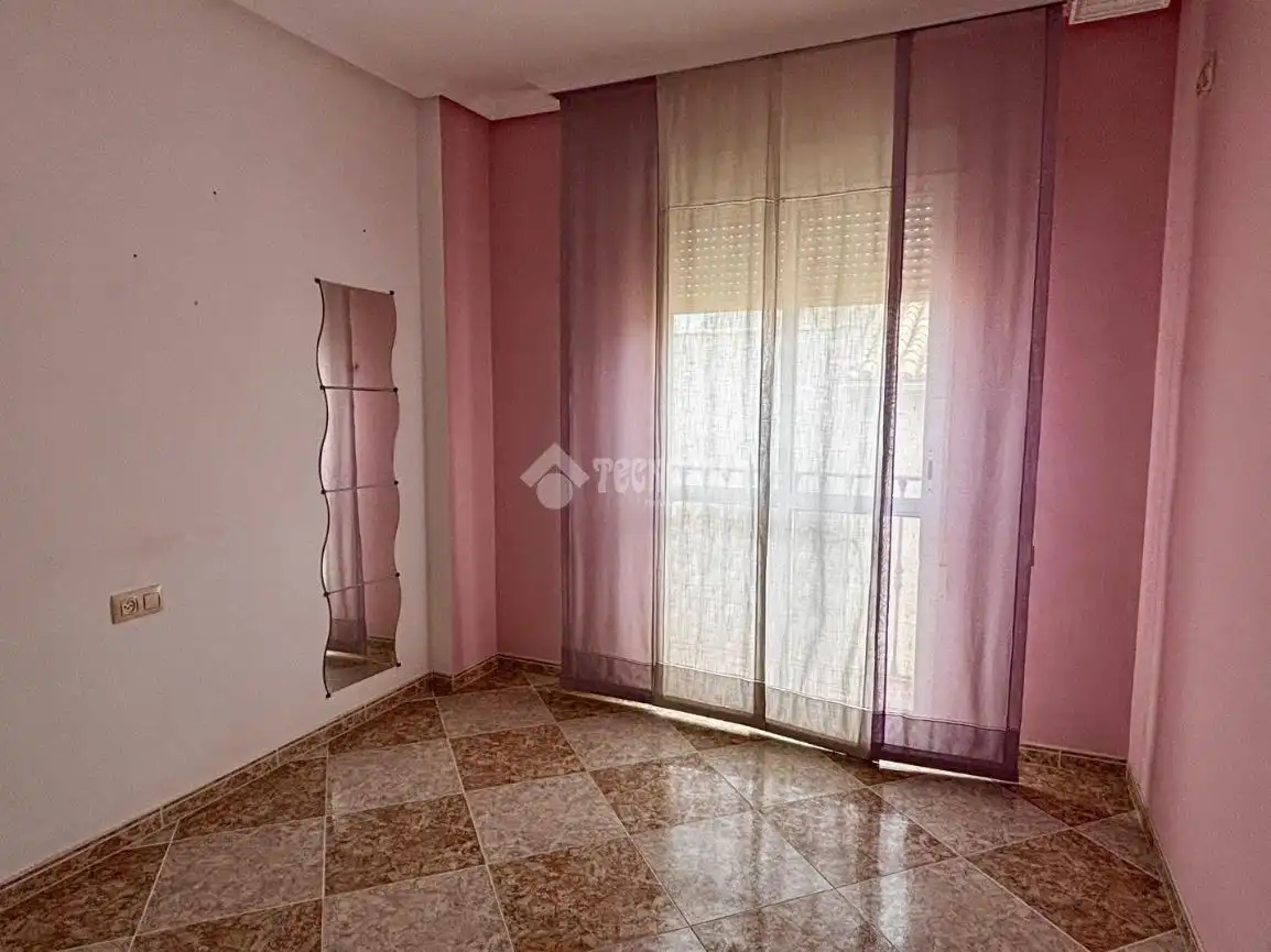 Dormitori de Pis en venda en Jódar amb Aire condicionat, Terrassa i Balcó