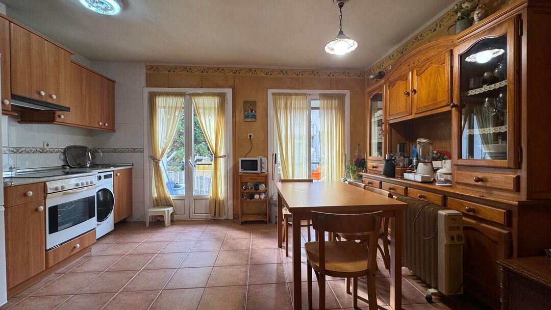 Cocina de Piso en venta en Tolosa con Calefacción, Trastero y Amueblado