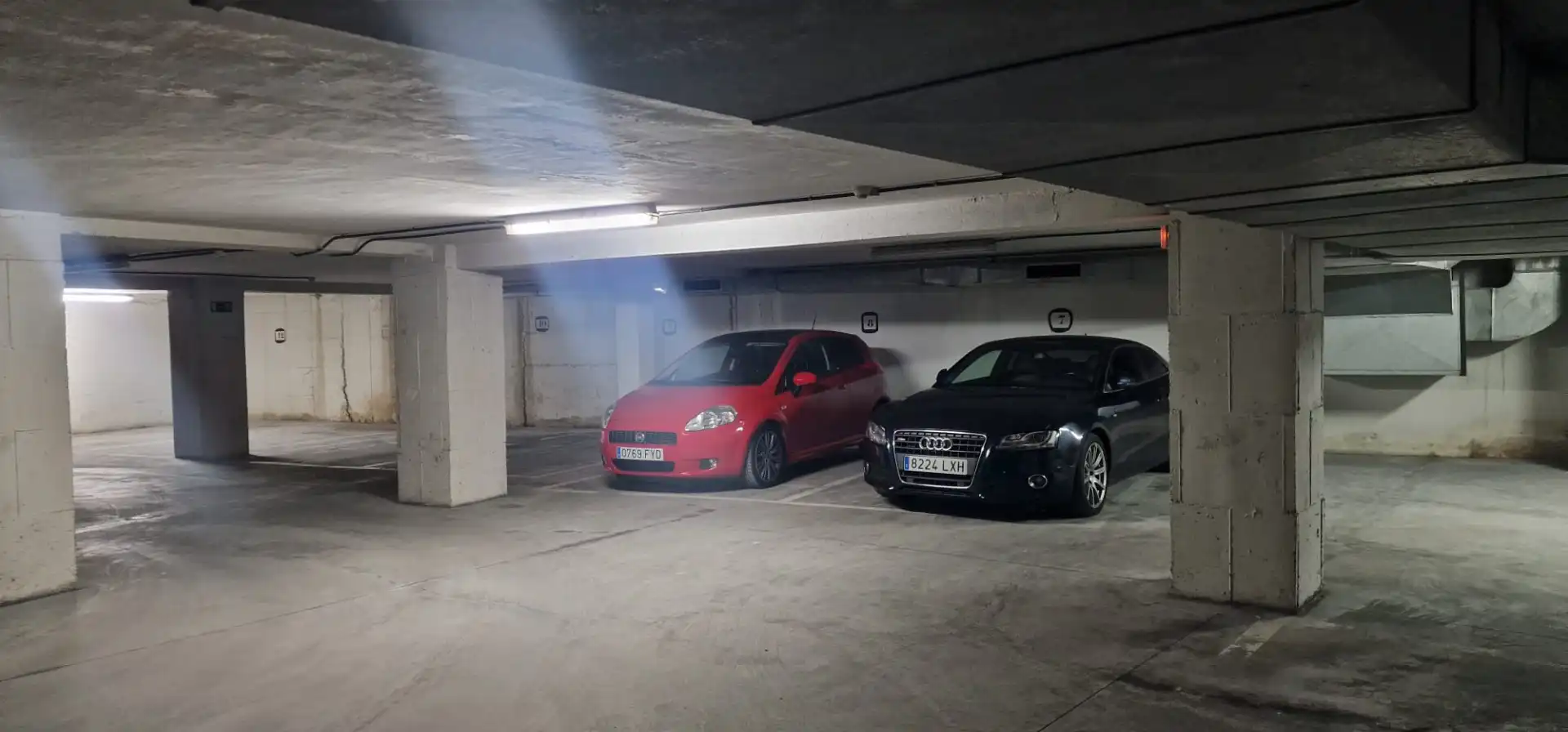 Aparcament de Garatge en venda en Oviedo 
