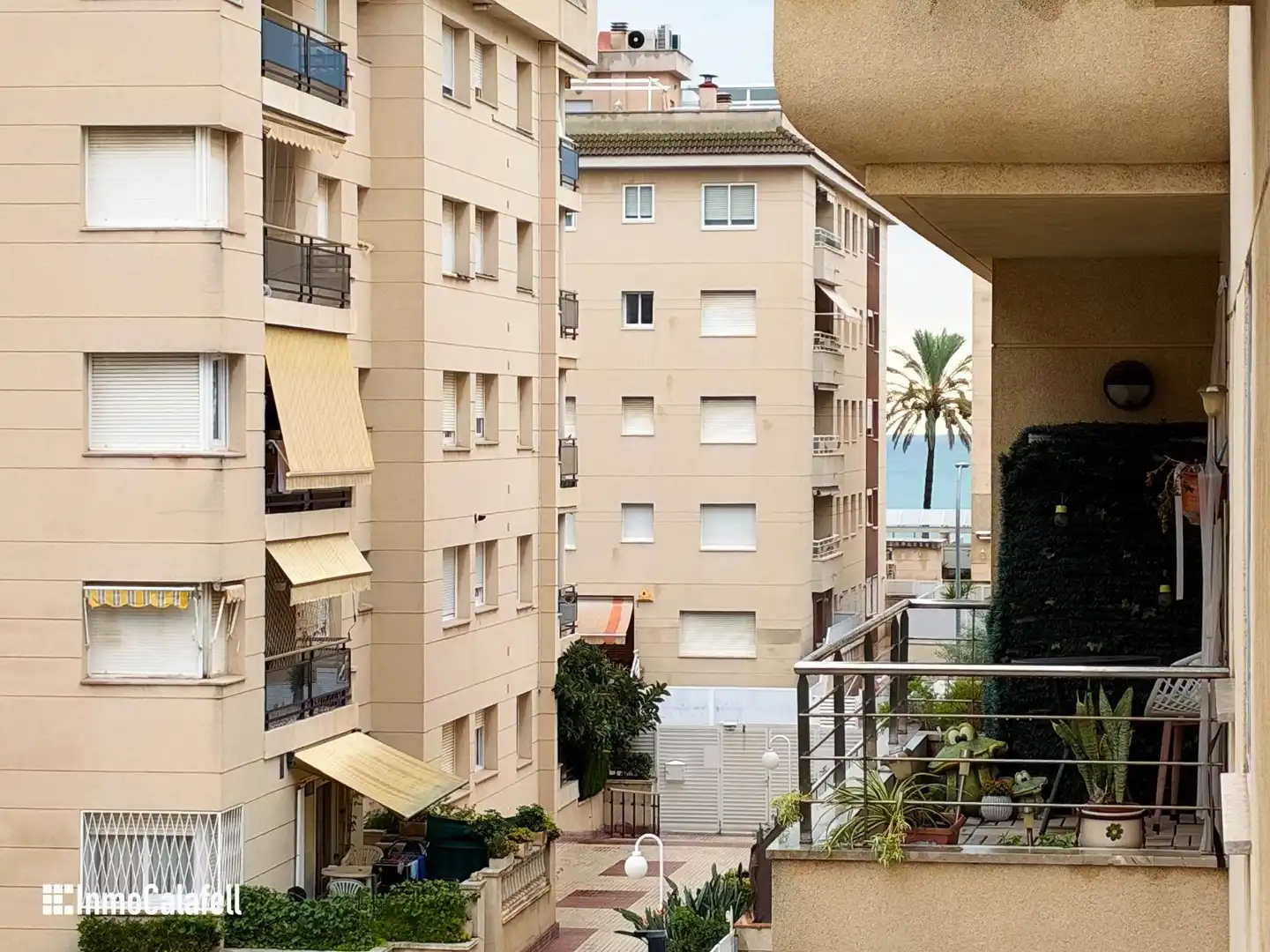 Vista exterior de Pis en venda en Calafell amb Calefacció, Terrassa i Traster