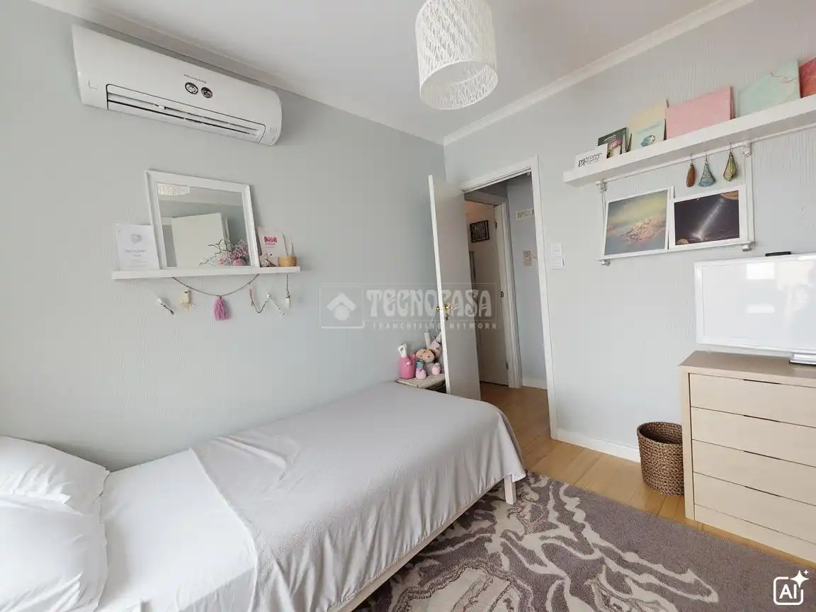 Bedroom of Flat for sale in Málaga