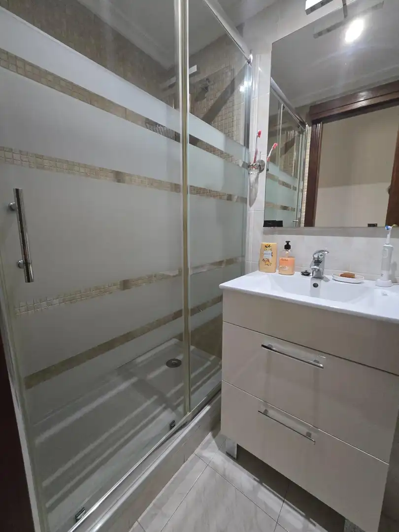 Baño de Piso en venta en Valencia con Aire acondicionado y Balcón