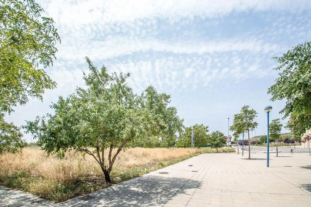 Terreno residencial en venta en Calle José María Azcona, imagen 3