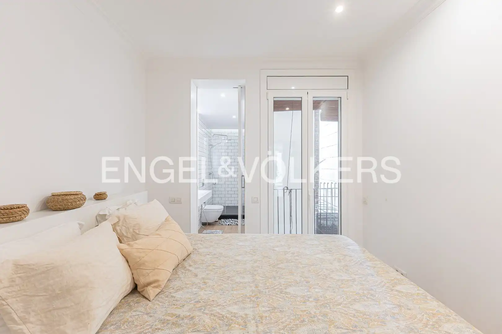 Habitación de Piso en venta en Barcelona con Calefacción, Parquet y Balcón