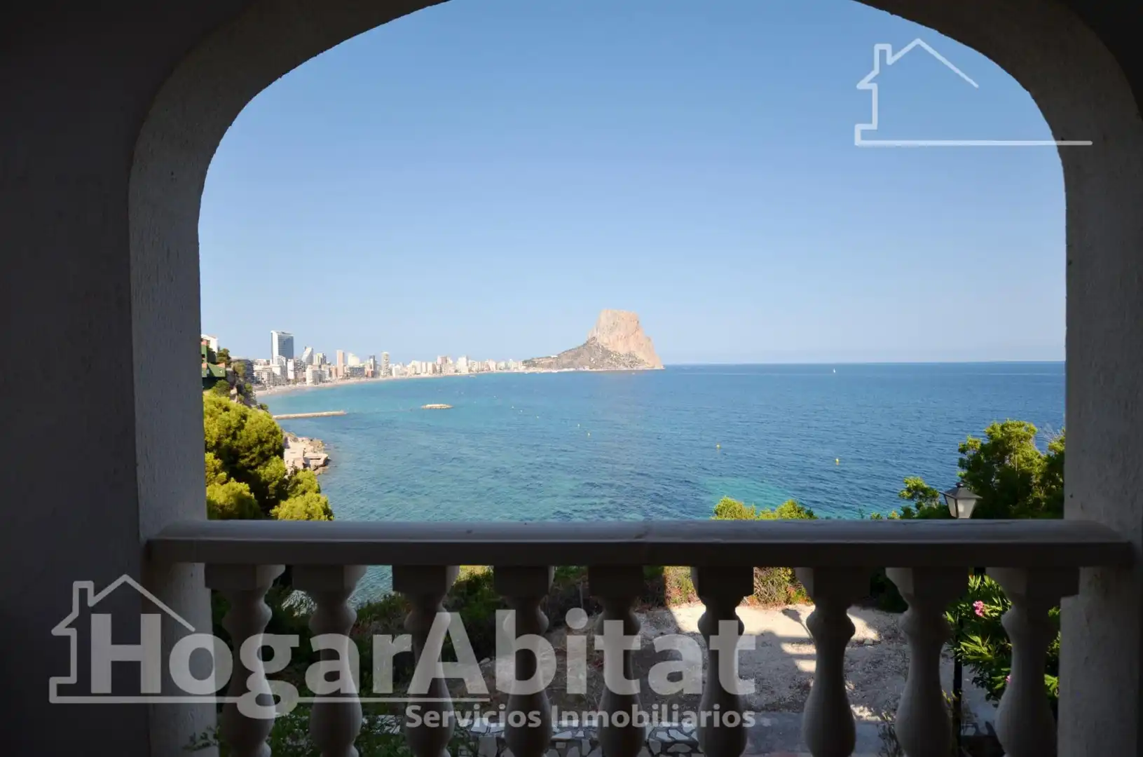 Habitación de Casa adosada en venta en Calpe / Calp con Jardín privado, Terraza y Amueblado
