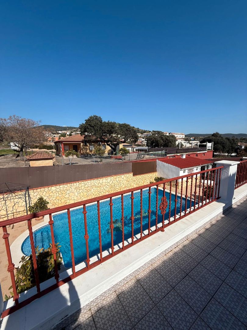 House or chalet for sale in Alcolea