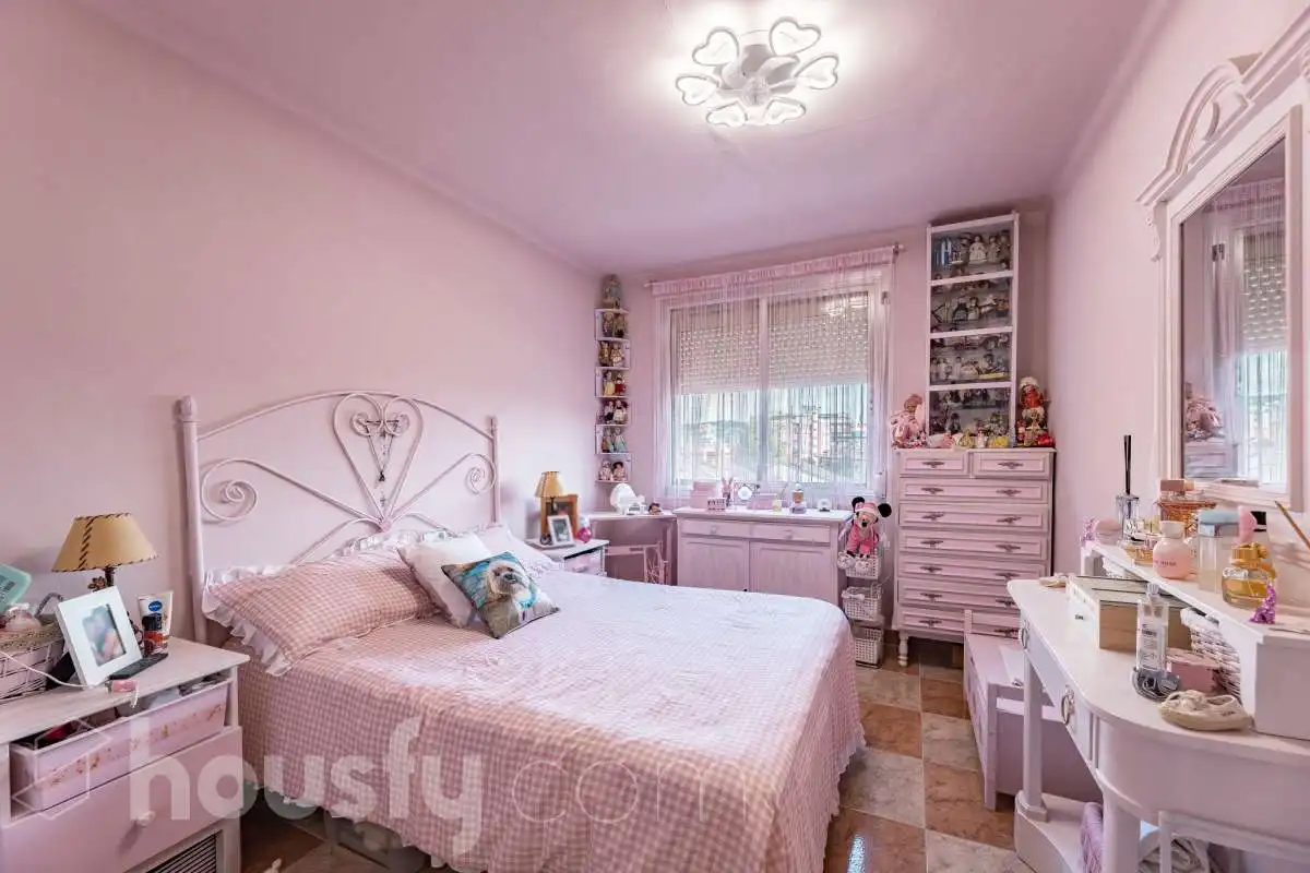 Appartamento con terrazza in vendita a Carrer de Sabadell ., imagen 11