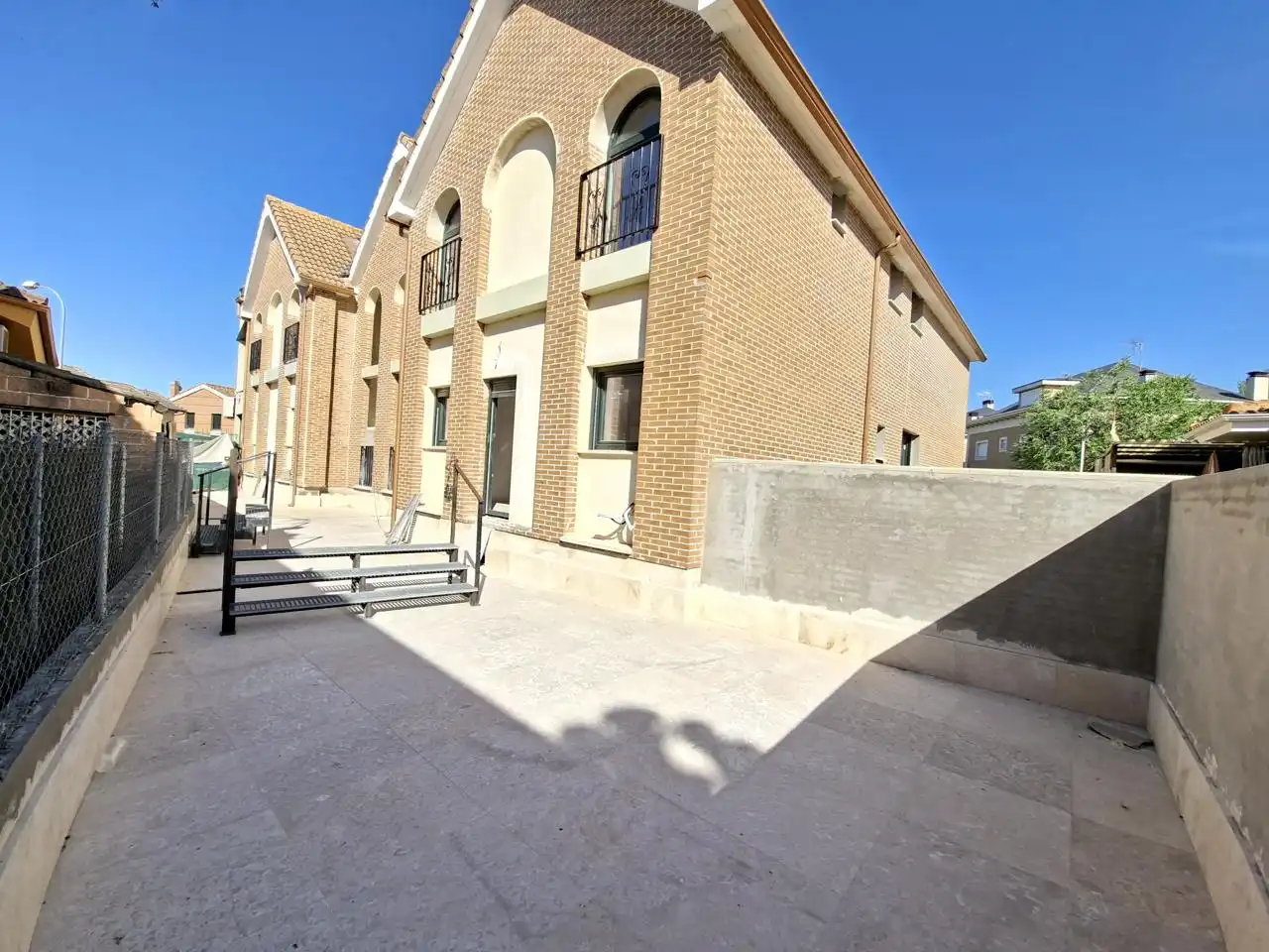 Vista exterior de Loft en venta en El Casar con Aire acondicionado y Trastero
