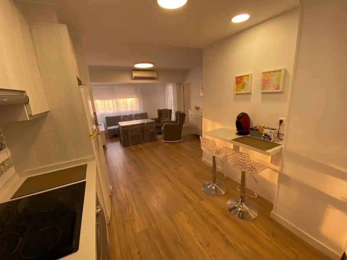 Sala d'estar de Apartament de lloguer en Torrevieja amb Aire condicionat, Moblat i Rentadora