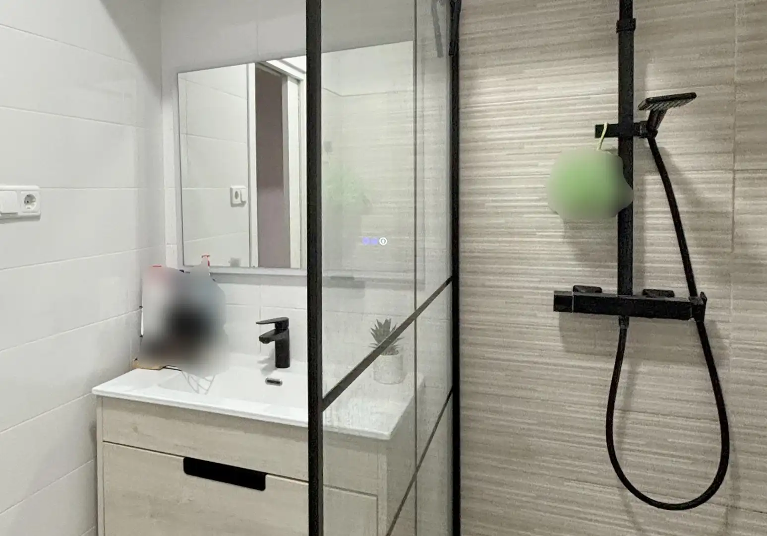 Baño de Piso en venta en Novelda con Aire acondicionado, Calefacción y Amueblado