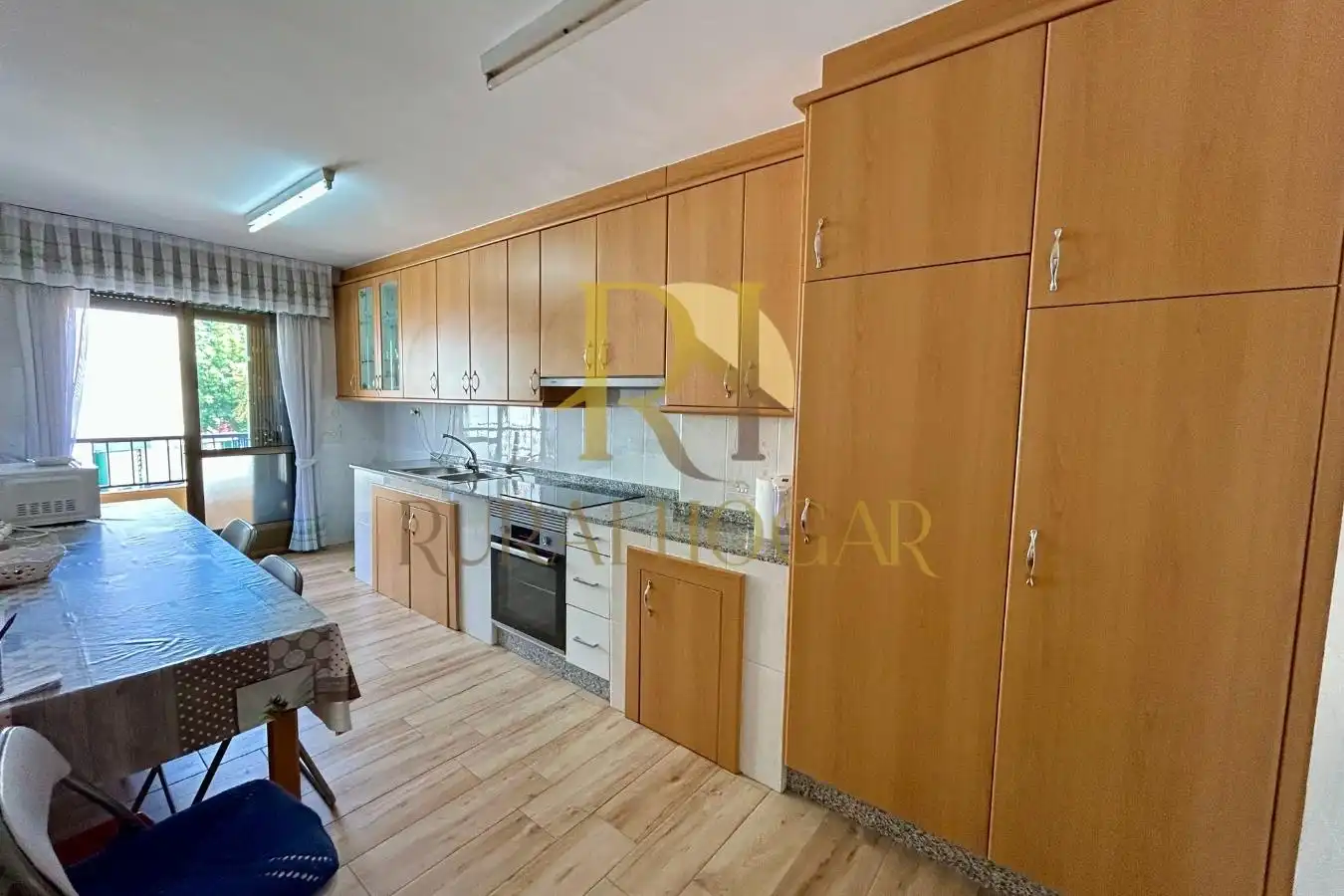 Cocina de Casa adosada en venta en Vilamartín de Valdeorras con Terraza