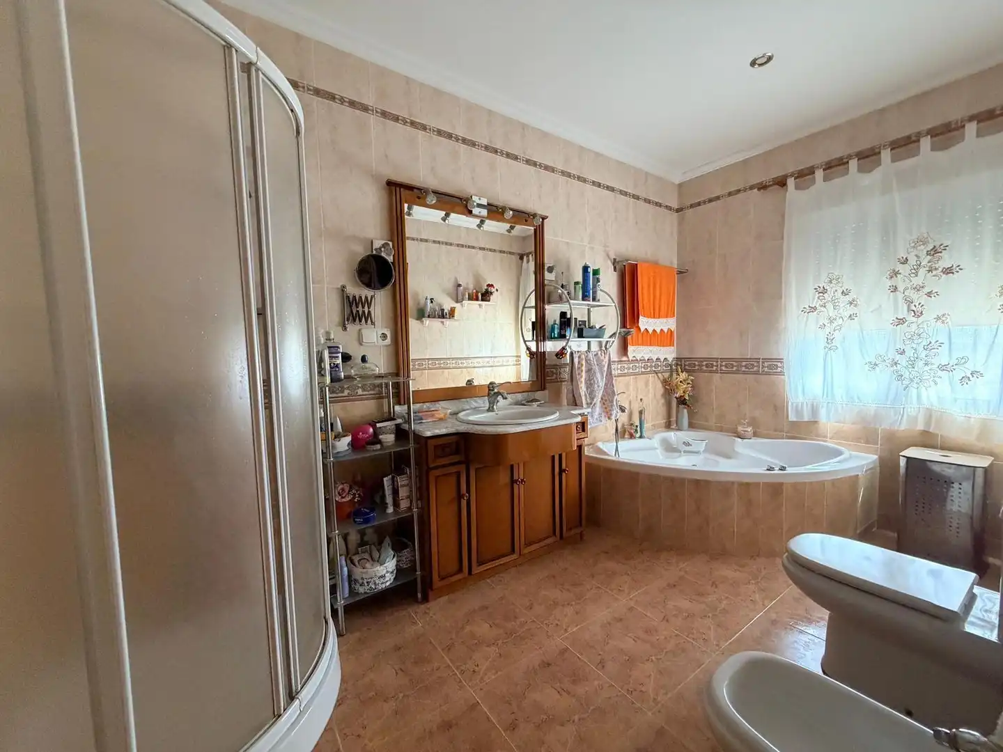 Bathroom of Houses for sale in Elche / Elx  with Air Conditioner, Heating and Private garden