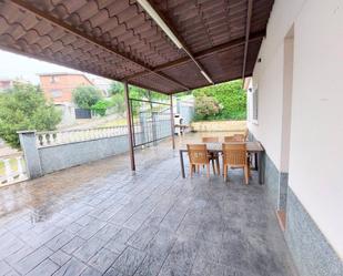 Terrassa de Casa o xalet en venda en Terrassa amb Aire condicionat, Calefacció i Jardí privat