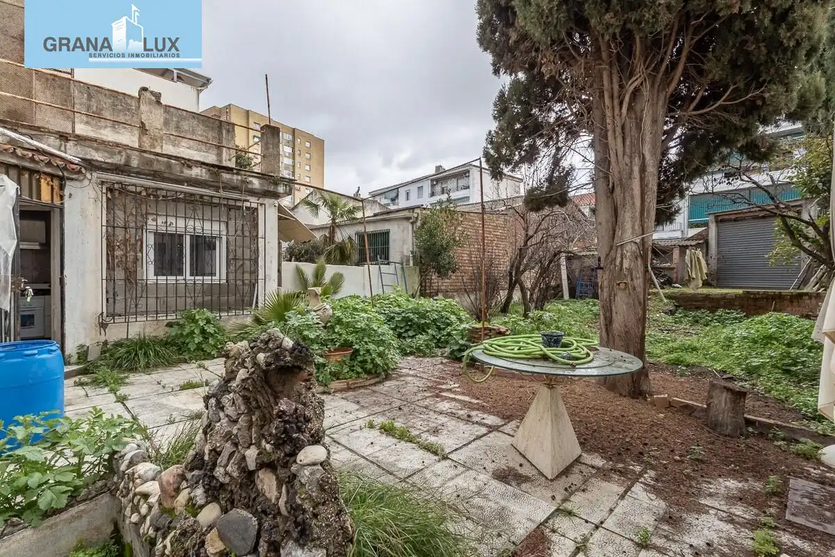 Adosado con jardín en venta en Calle de Antonio Machado, imagen 2