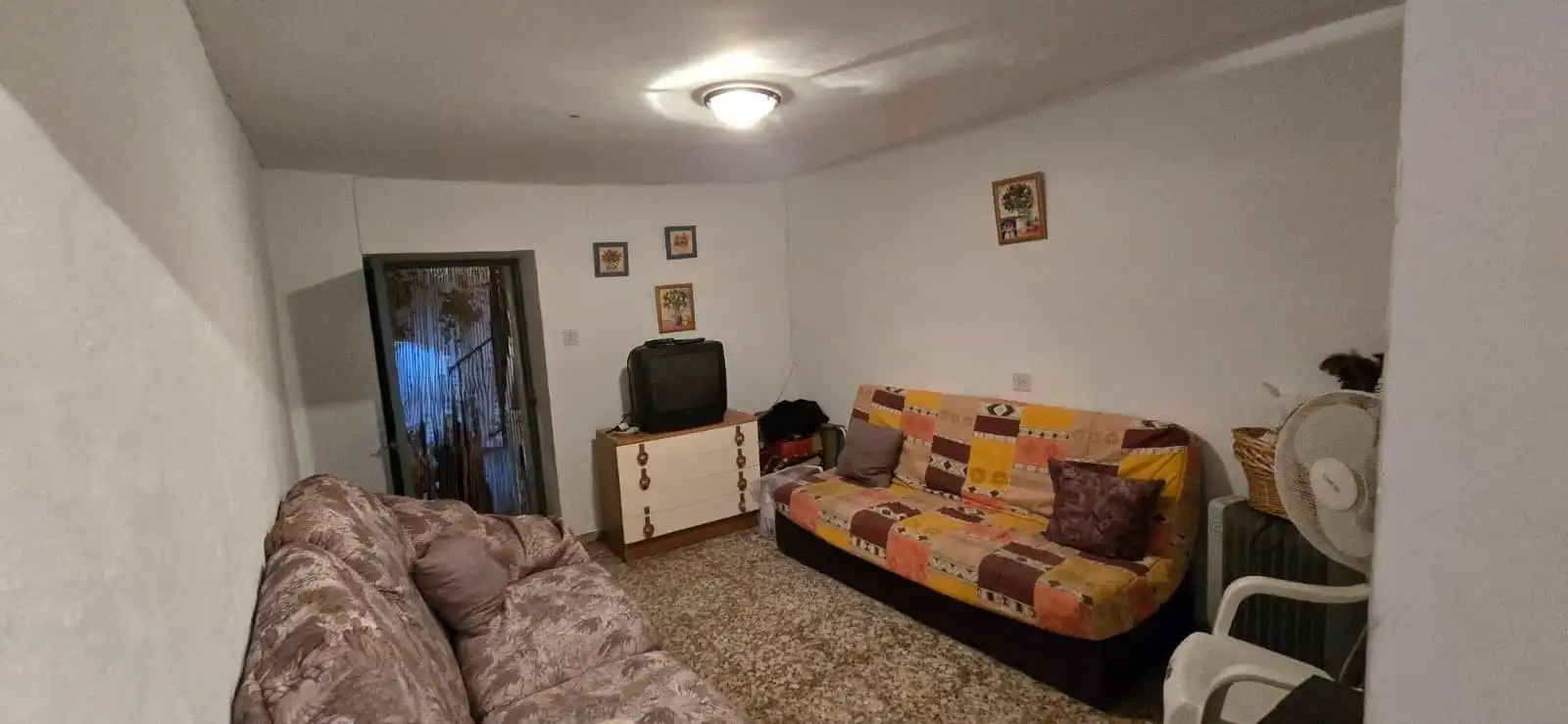 Sala d'estar de Finca rústica en venda en Brazatortas amb Traster